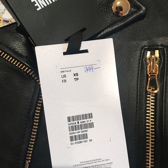 🎉SOLD ON EBAY🎉 - H&Moschino Black Leather Jacket (NWT) - Picture 8 of 9